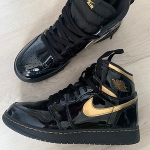 Jordan 1 high top shoes